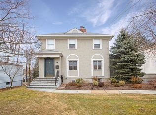 8 Orchard Dr, White Plains, NY