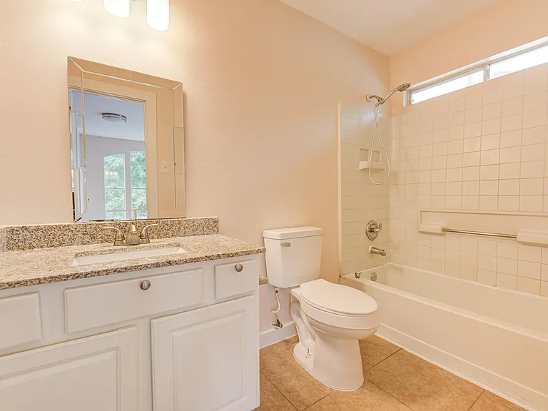 7322 Parkland Manor Dr — Photo 15