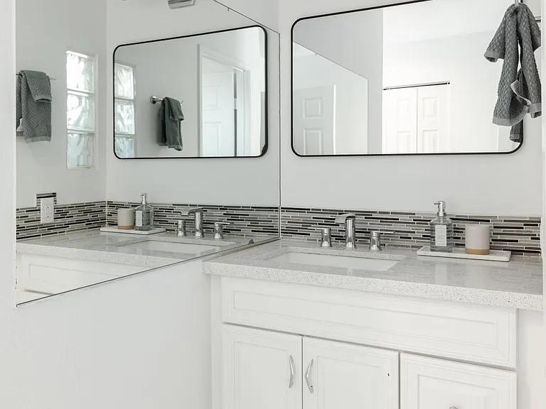 900 S Nueva Vista Dr — Photo 10