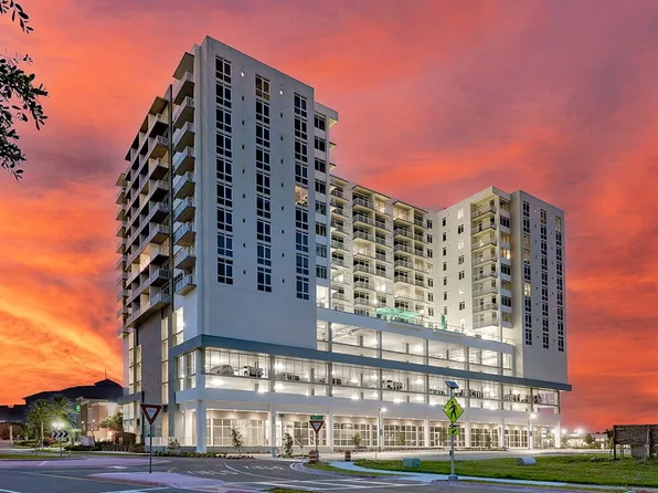 WaterView Echelon City Center