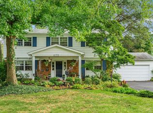 353 Pittsfield Dr, Worthington, OH 43085