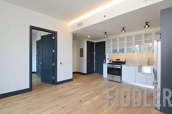 Rented by The KCI Group | media 4