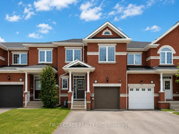 8 Townwood Dr #36, Richmond Hill, ON L4E 4X9