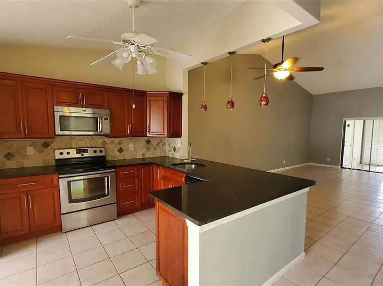 3853 Carambola Cir N #29141 — Photo 5