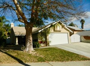 22855 Tamarack Ln, Santa Clarita, CA 91390