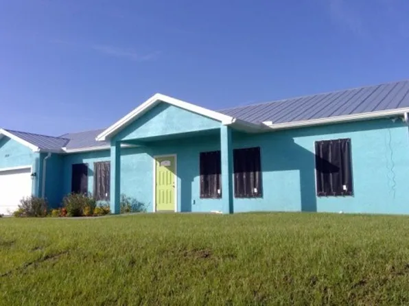 3927 22nd St W, Lehigh Acres, FL 33971