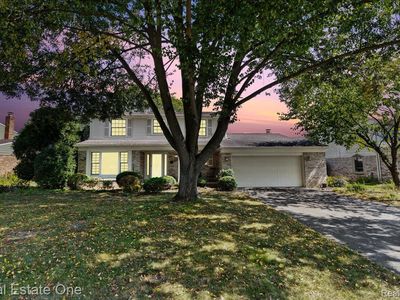 21856 N Center St, Northville, MI, 48167