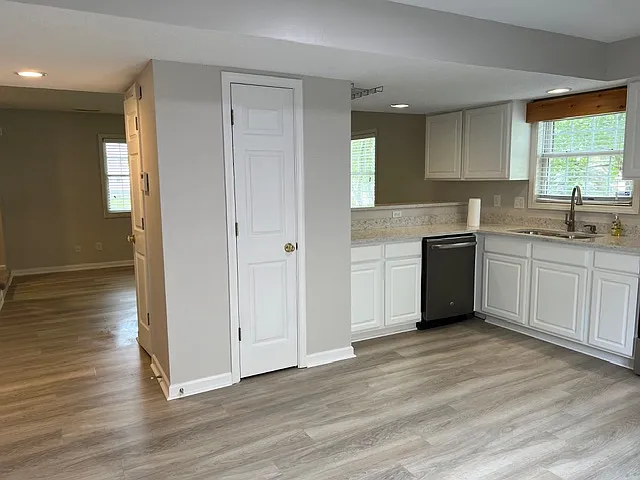 2641 E Olson Dr — Photo 8