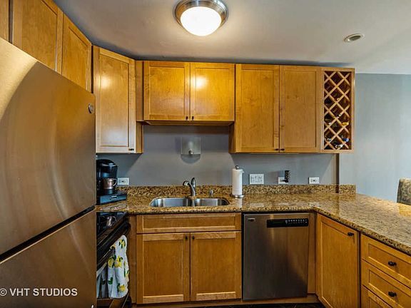 5th image of 233 E Erie St APT 2409