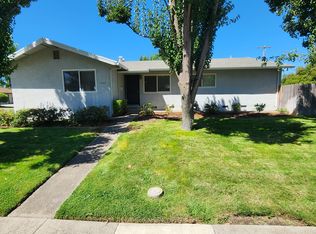 1359 Palomar Cir, Sacramento, CA 95831