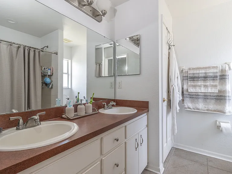 3301 Enclave Blvd — Photo 22