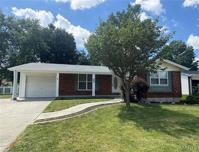 2361 Wesbriar Ct, Maryland Heights, MO, 63043