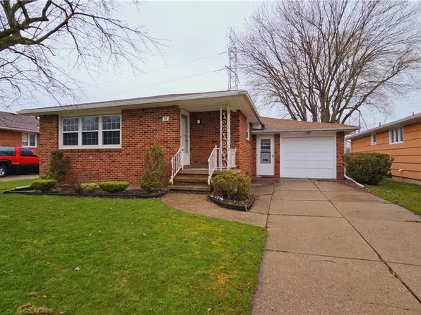 38 Jane Dr, Cheektowaga, NY 14227