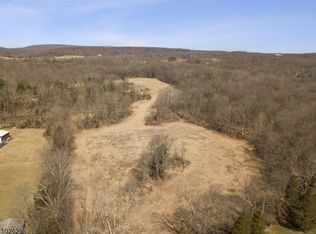 18 Mohican Rd, Blairstown, NJ 07825