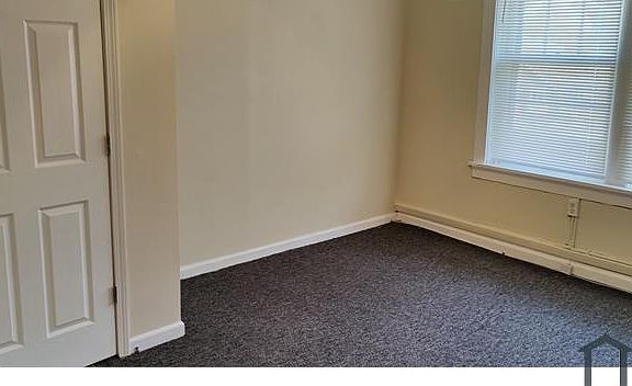 4th image of 5764 Vivian Ave Floor 2