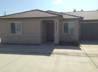 2128 W Lark Ave, Visalia, CA 93291