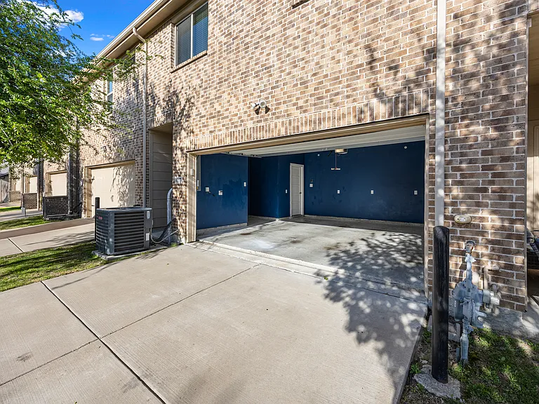 1217 Pebblebrook Dr — Photo 16