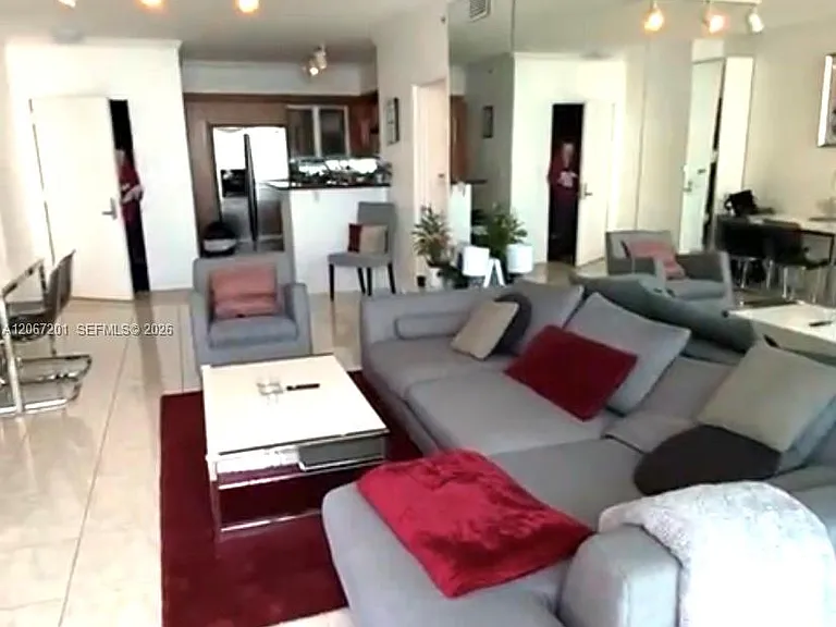325 Biscayne Blvd #4214 — Photo 2