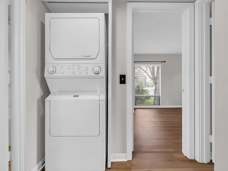 435 Salt Marsh Cir #19F — Photo 12