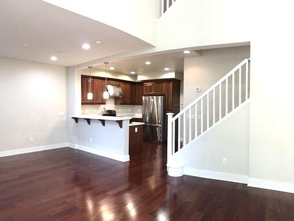 4th image of 3706 Feather Ln