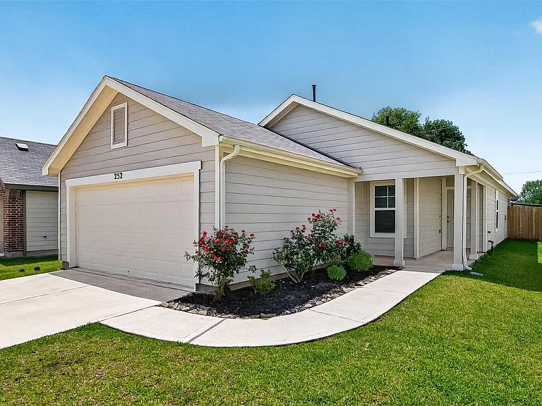 252 Laura Leigh Ln — Photo 1