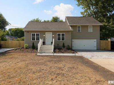 6227 N Sheridan Rd, Peoria, IL, 61614