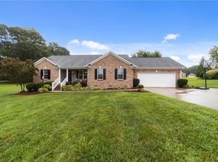 191 Plantation Cir, Reidsville, NC 27320