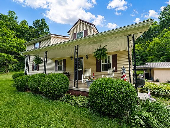 5th image of 456 Newberry Holw