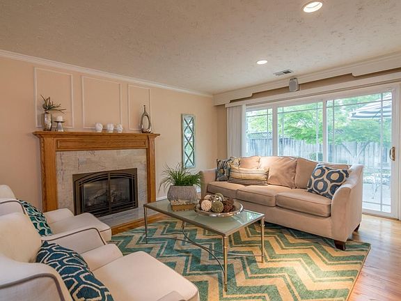 5th image of 4631 Borina Dr
