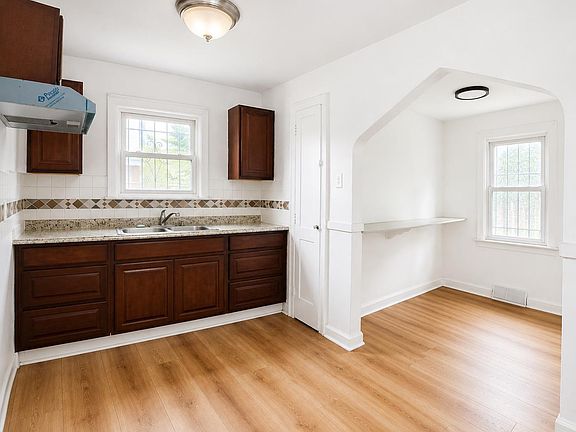 5th image of 9635 Appoline St