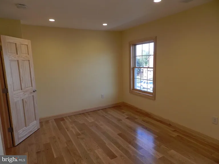 743 Valley Forge Ave — Photo 16