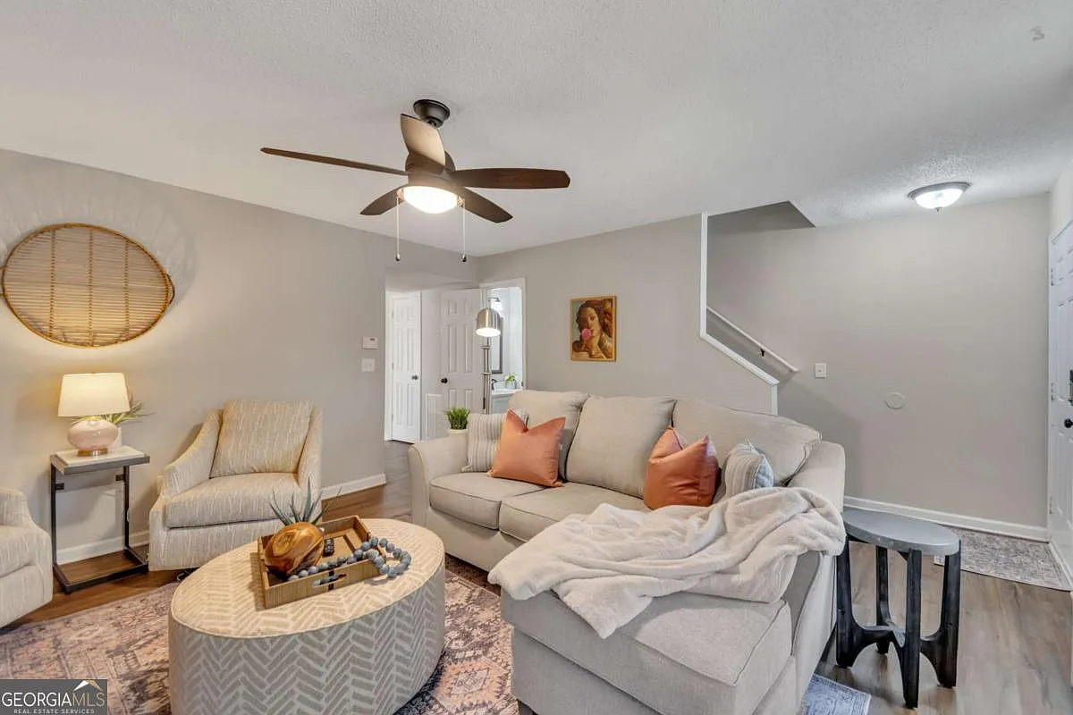 2 bed, 2.5 bath, $2,995 — Photo 4