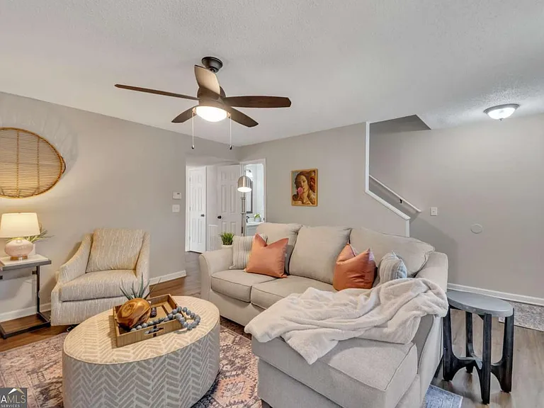 4521 Coopers Creek Cir SE — Photo 4