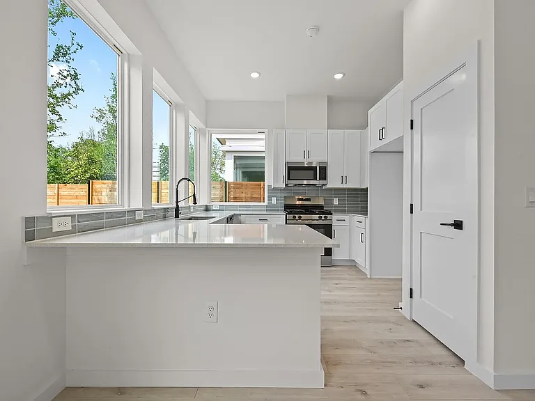 5107 E Riverside Dr #14101 — Photo 4