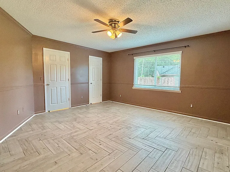75 Woody Ct — Photo 16