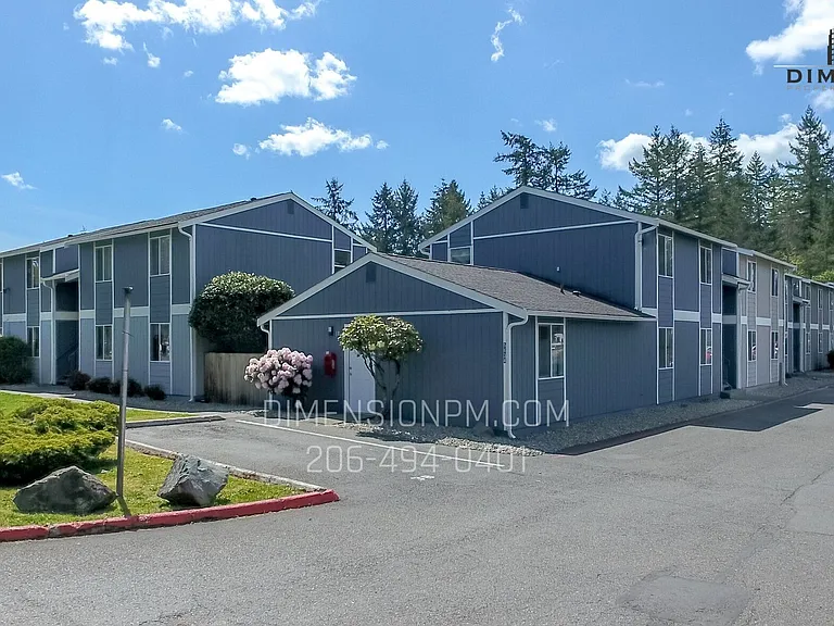 Dimension Lakewood Apartments — Photo 4
