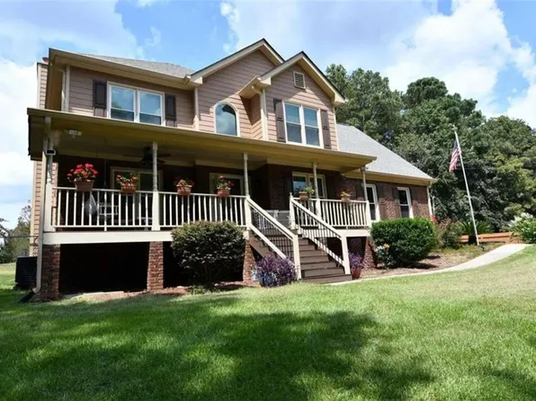 6525 Shady Valley Dr, Flowery Branch, GA 30542
