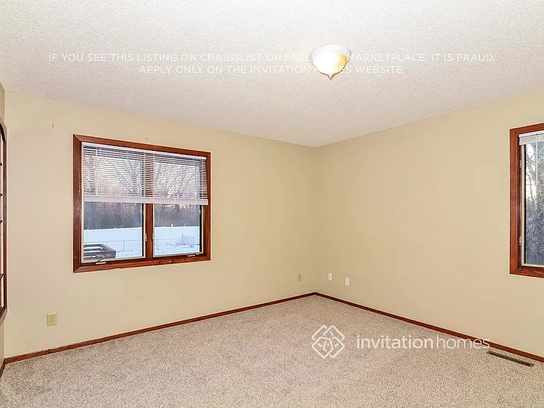8641 Girard Ave N — Photo 10