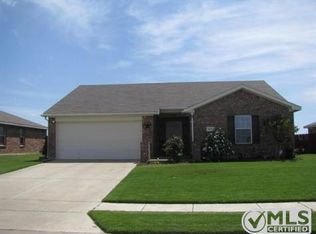 1506 1st St, Sanger, TX 76266