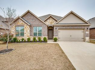 2805 Permian Rd, Aubrey, TX 76227