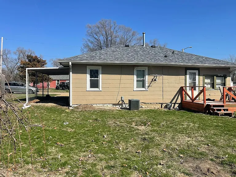 1324 Mary Ave — Photo 10
