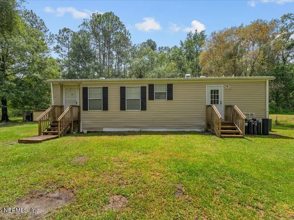 10695 GREGORY Avenue, Hastings, FL 32145