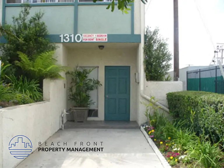 1310 W. D Street — Photo 11