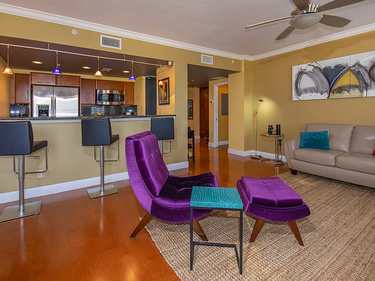 511 Lucerne Ave #401 — Photo 7