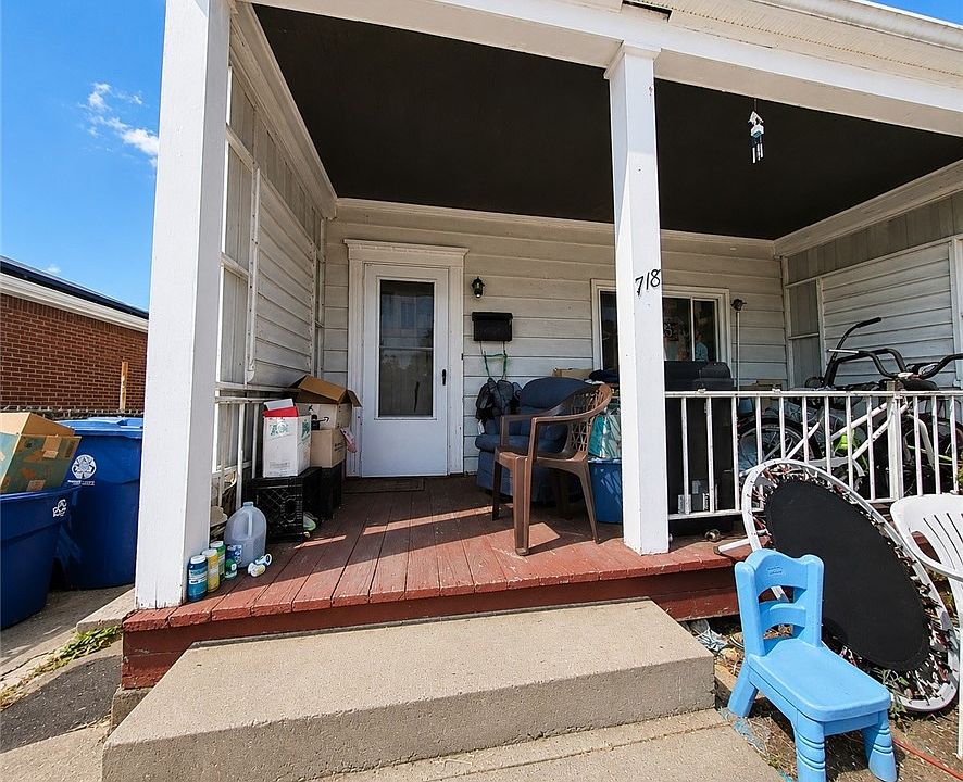 1st image of 718 Bennett St