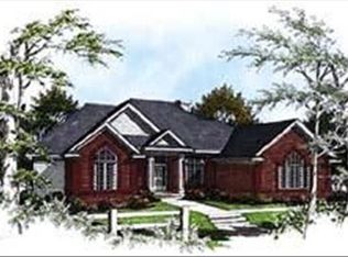 25352 Pleasant Creek Dr, Brownstown, MI 48134