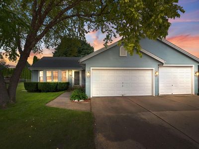 2114 Somerset COURT, Waukesha, WI, 53186
