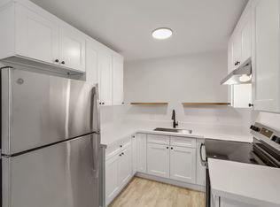 Holly Manor, Seattle, WA 98102