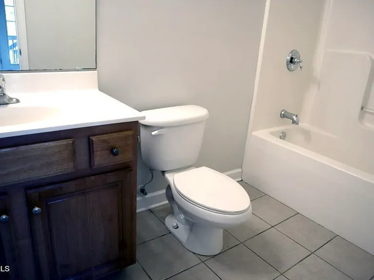 2908 Antioch Rd — Photo 5