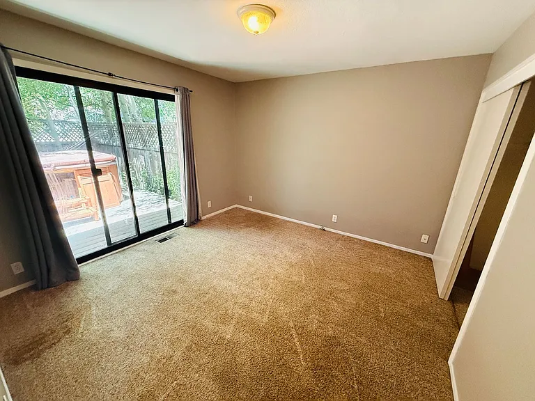1222 Jobs Peak Dr — Photo 24